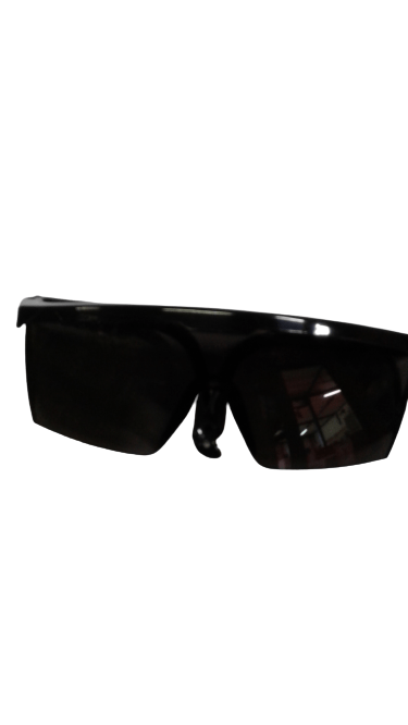 Encontraproduto.com.br - Óculos de Proteção Fênix Anti-risco UVA/UVB Cinza Fumê-DANNY-DA14500CZ