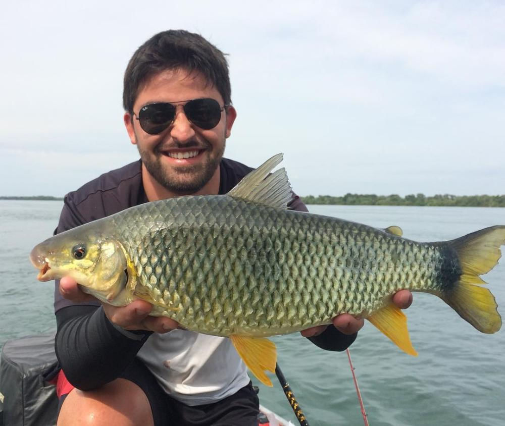Encontraproduto.com.br - Alicate de Pesca com balança Pesca Brasil Garra com Cabo Antiderrapante