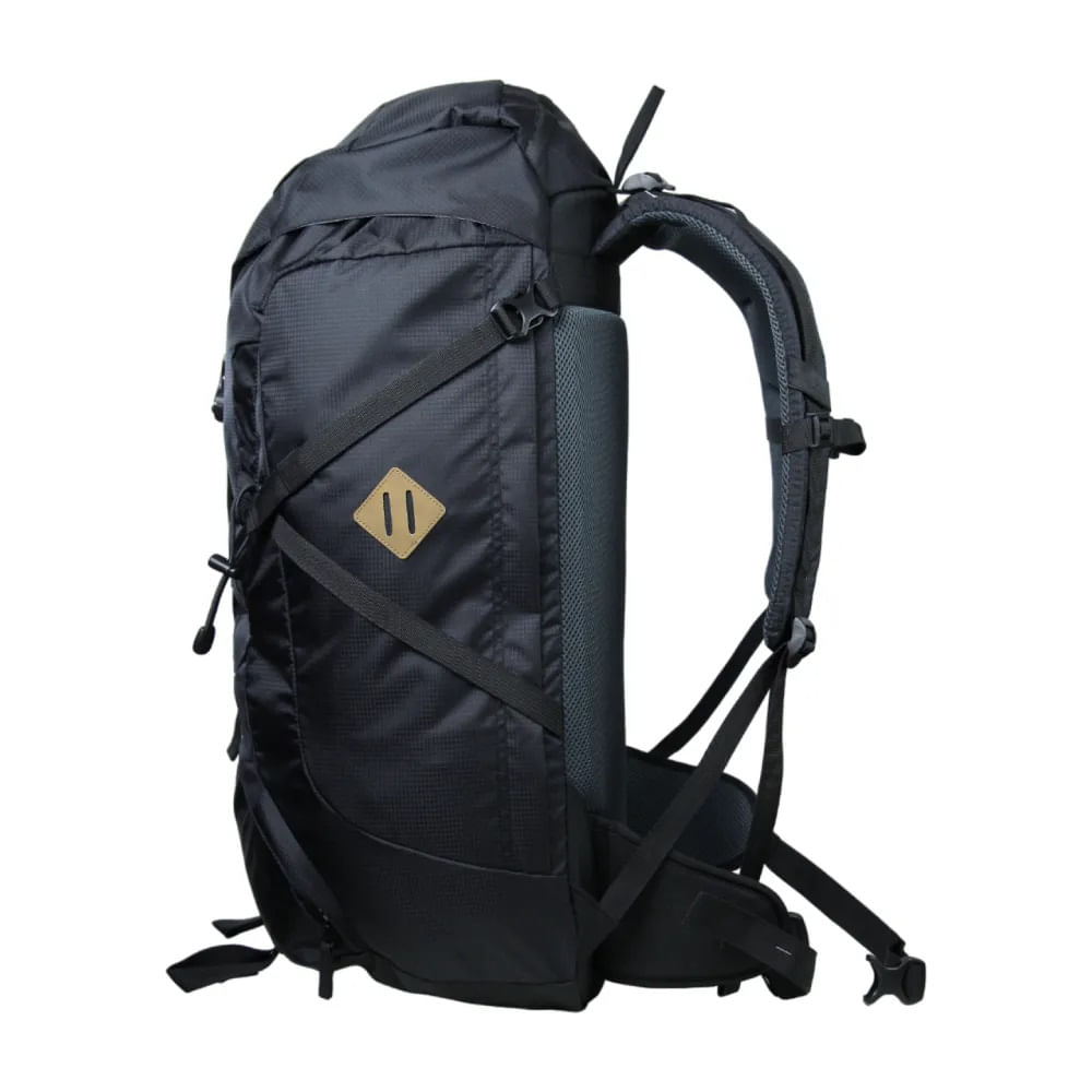 Encontraproduto.com.br - Mochila Guará 50 Litros Guepardo com Cinta Ajustável e Divisórias Internas