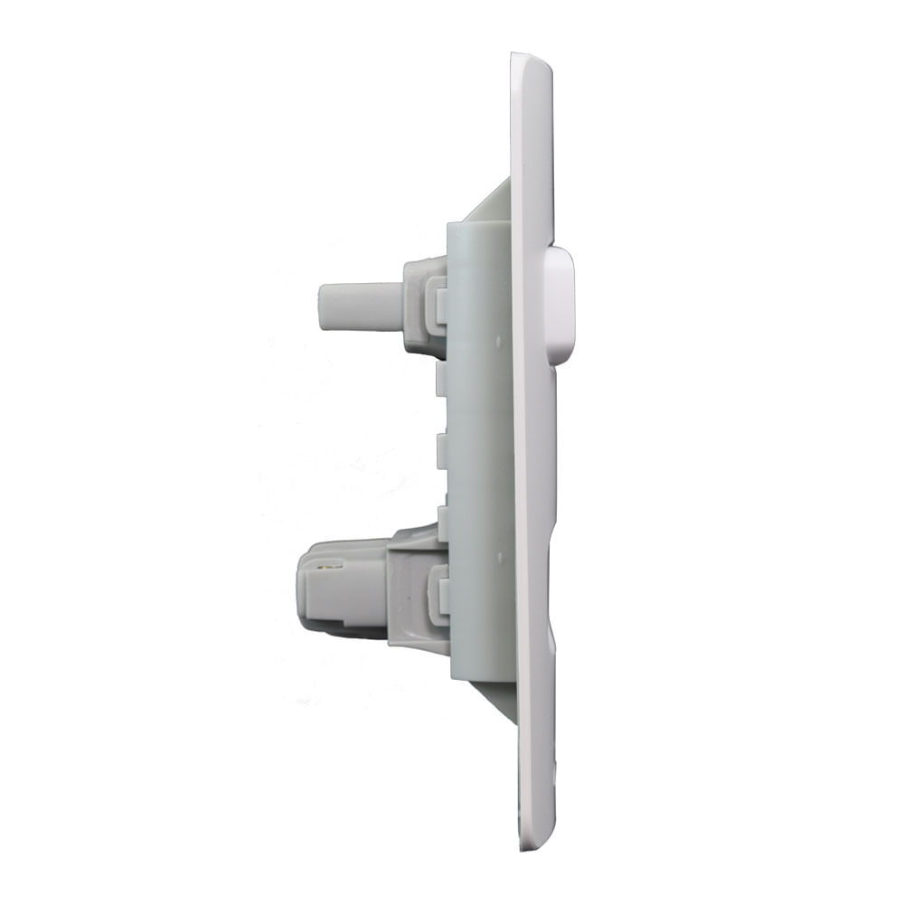 Encontraproduto.com.br - Interruptor Alumbra 4x2 Simples + Tomada Padrão com Placa 20A NBR Gracia Maxx Branco