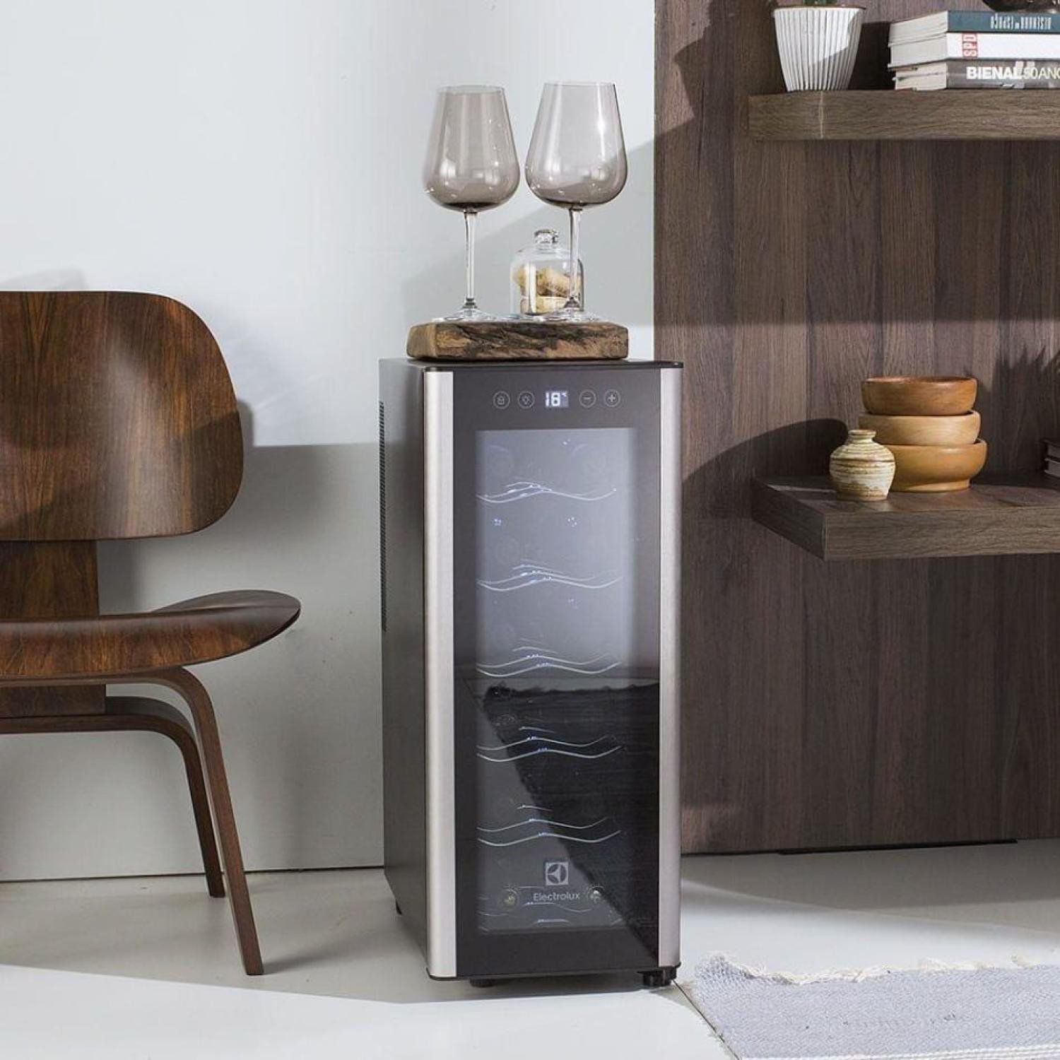 Encontraproduto.com.br - Adega Climatizada Electrolux Para 12 Garrafas Preta ACS12 110V