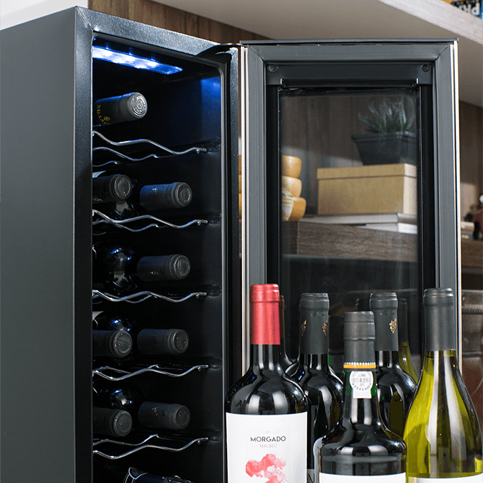Encontraproduto.com.br - Adega Climatizada Electrolux Para 12 Garrafas Preta ACS12 110V