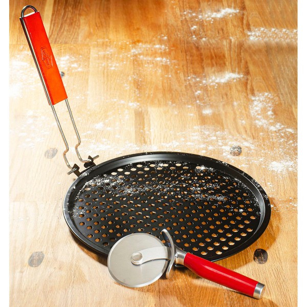 Encontraproduto.com.br - Kit Grelha de Pizza Prana e Cortador de Pizza KitchenAid