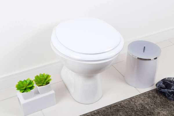 Encontraproduto.com.br - Assento Sanitário Almofadado Sabará Branco para vaso Icasa