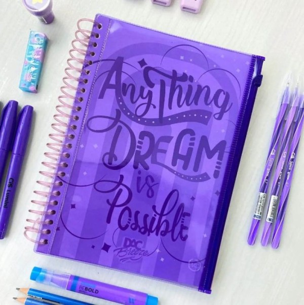 Encontraproduto.com.br - Caderno 10x1 Cp.dura Colegial Breeze Lilas 160f.c-malote
