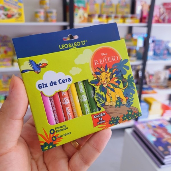 Encontraproduto.com.br - GIZ DE CERA INFANTIL REI LEAO CAIXA COM 12 CORES - LEO&LEO
