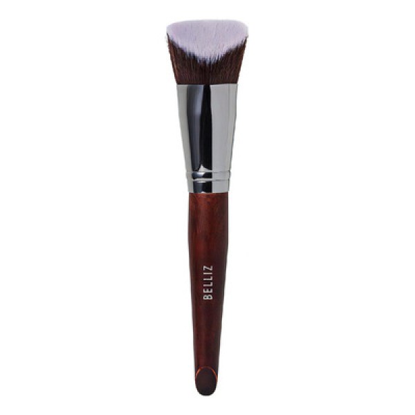 Encontraproduto.com.br - Pincel Belliz Wood Kabuki 3D Multi Angle