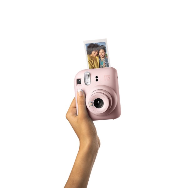 Encontraproduto.com.br - Câmera instantânea Fujifilm Instax Mini 12 Rosa Gloss c/ Bolsa StreamLine 100