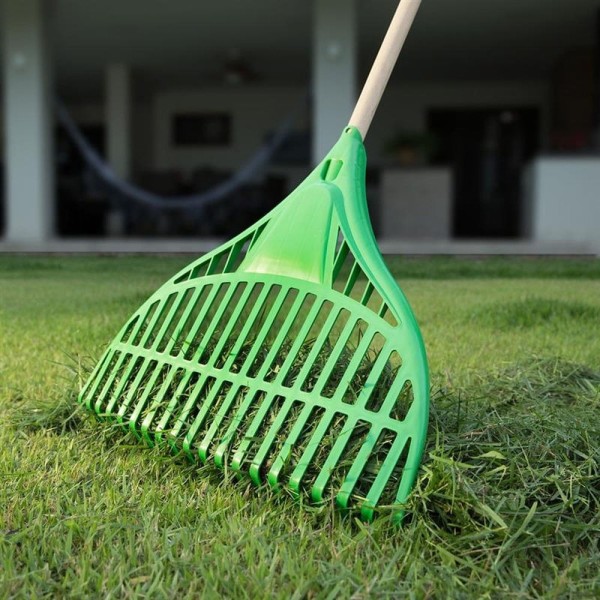 Encontraproduto.com.br - Vassoura Para Jardim 20 Dentes com cabo ALK-8603 Alklin