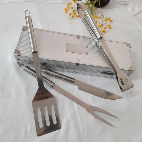 Encontraproduto.com.br - Kit Maleta P/ Churrasco Steak Gourmet Jogo Com 4pçs Inox