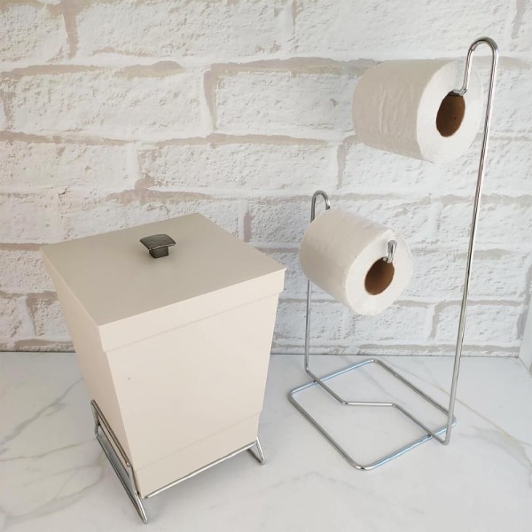 Encontraproduto.com.br - Lixeira Para Banheiro Plástica Com Suporte Cromado E Anel Interno 6,5l Com Tampa Stolf Areia