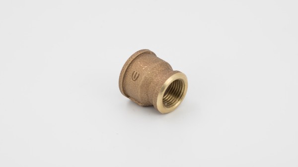 Encontraproduto.com.br - Luva de bronze 700-2 rosca x rosca 1 x 3/4 Eluma #10000367