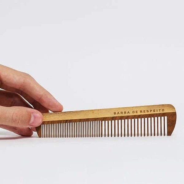 Encontraproduto.com.br - Pente de Madeira Barba de Respeito Large Wood