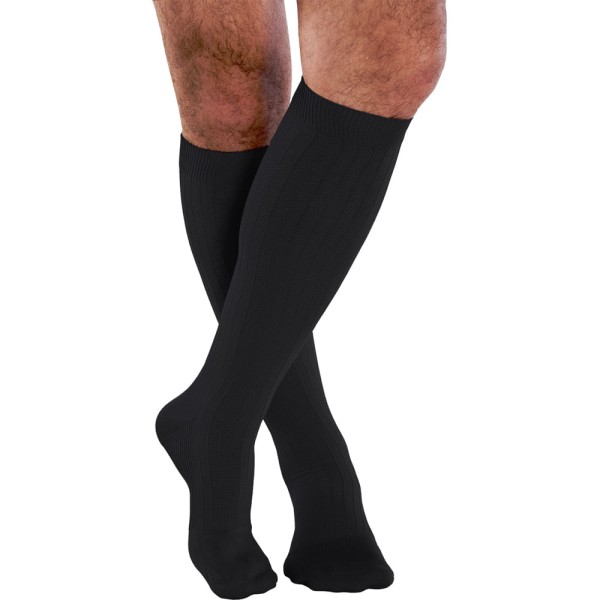Encontraproduto.com.br - Meia Sigvaris 190B 15-20 Pant M Preta