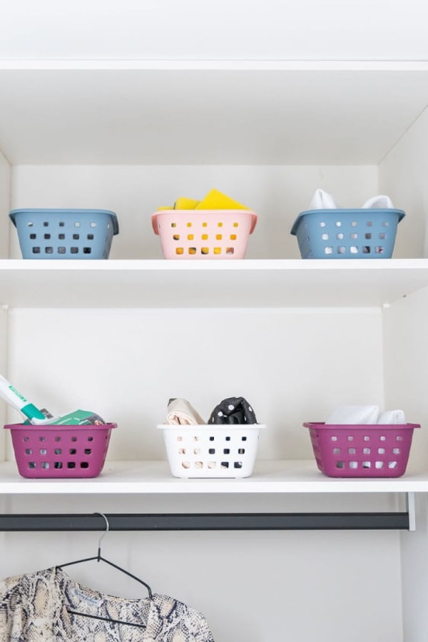 Encontraproduto.com.br - Cesto Organizador Plástico com Furação Preto 1,4L Log Ordene