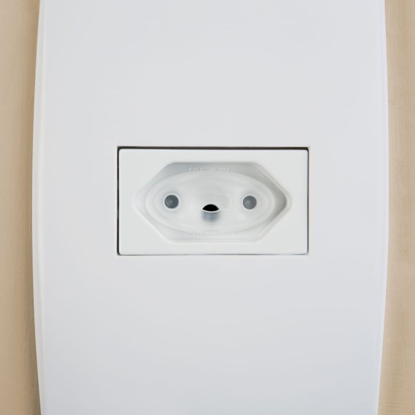 Encontraproduto.com.br - Protetor Ordene Joy OR91500 Plástico Tomada 9Pc/3 Chavev Padrão Branco