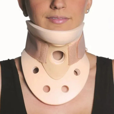 Encontraproduto.com.br - Colar Cervical Philadelphia Ortocenter M Bege 1 Unidade
