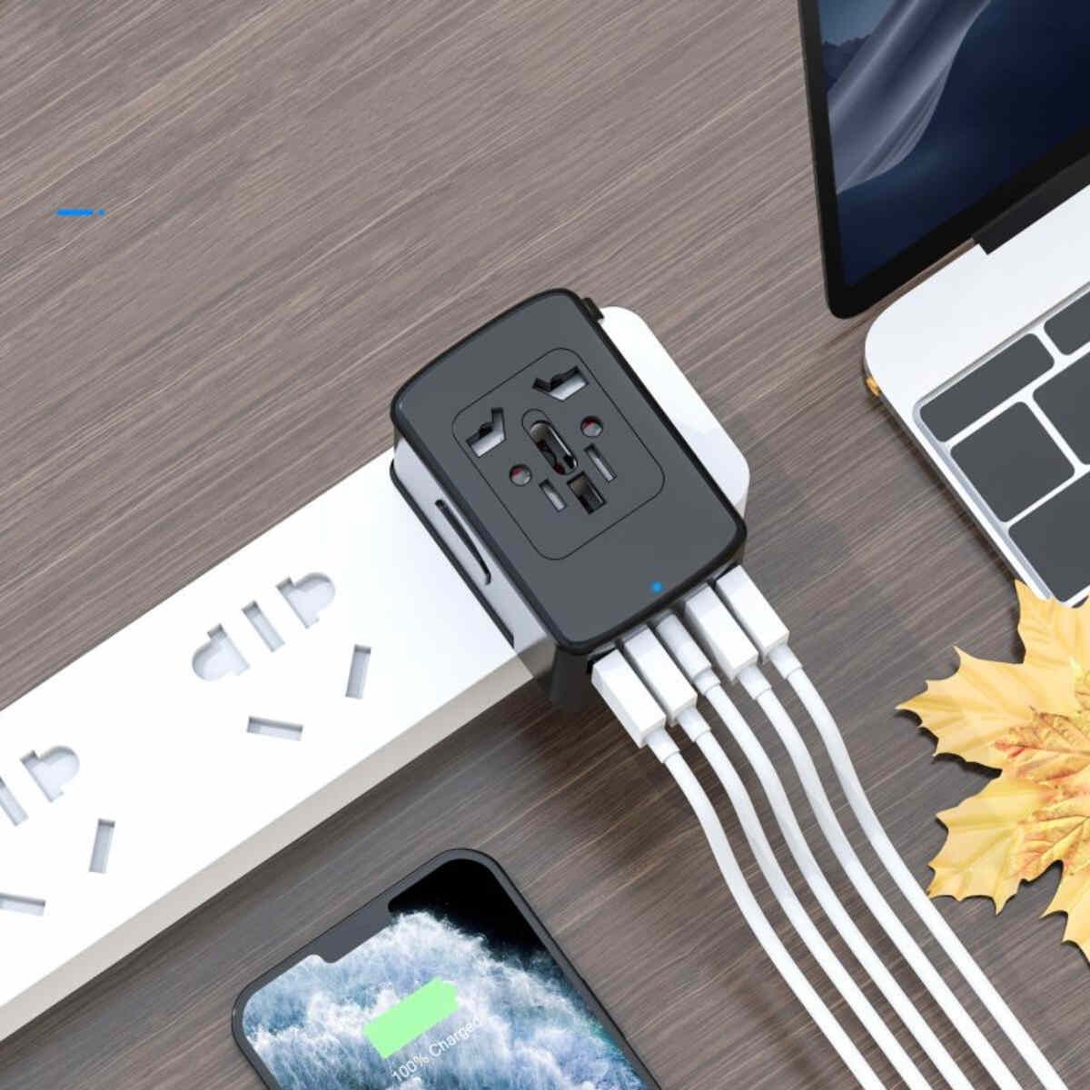 Encontraproduto.com.br - Carregador Adaptador de Viagem Universal, Com 4 Saidas, USB e USB-C TLCH65BK Geonav