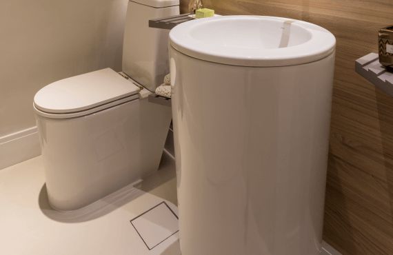 Encontraproduto.com.br - Ralo Linear Elleve Square 209 15x15 com Tampa Oculta