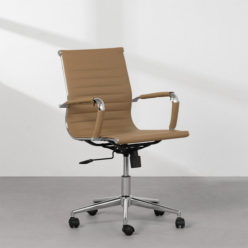 Cadeira Office Eames Esteirinha Baixa com Rodizio Caramelo