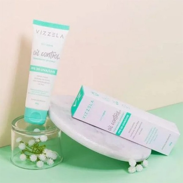 Encontraproduto.com.br - Hidratante Protetor FPS30 Vizzela Oil Control 50g