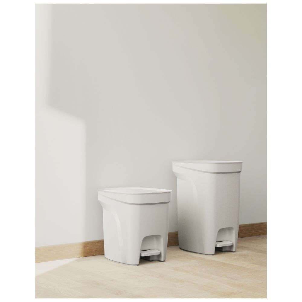 Encontraproduto.com.br - Lixeira Tramontina Compact 7l Em Polipropileno Branco Com Haste Em Aço Galvanizado Tramontina
