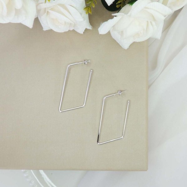 Encontraproduto.com.br - Brinco Argola Grande Retangular Folheado Em Ródio Branco [f027]
