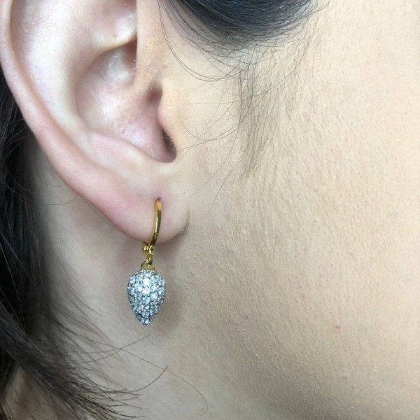 Encontraproduto.com.br - Brinco Argolinha Com Pingente Cravejado De Zircônias Folheado Em Ouro 18k