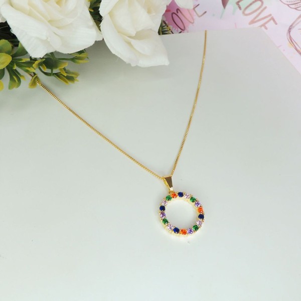 Encontraproduto.com.br - Colar Pingente Circulo De Zircônia Colorida Folheado A Ouro 18k
