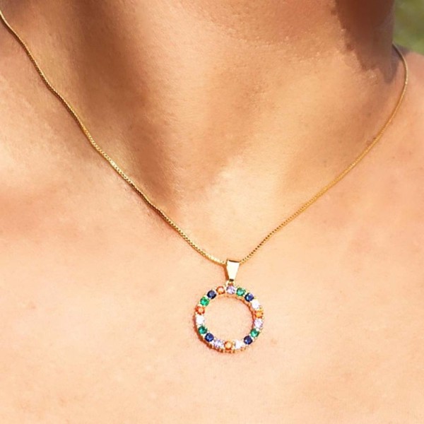 Encontraproduto.com.br - Colar Pingente Circulo De Zircônia Colorida Folheado A Ouro 18k