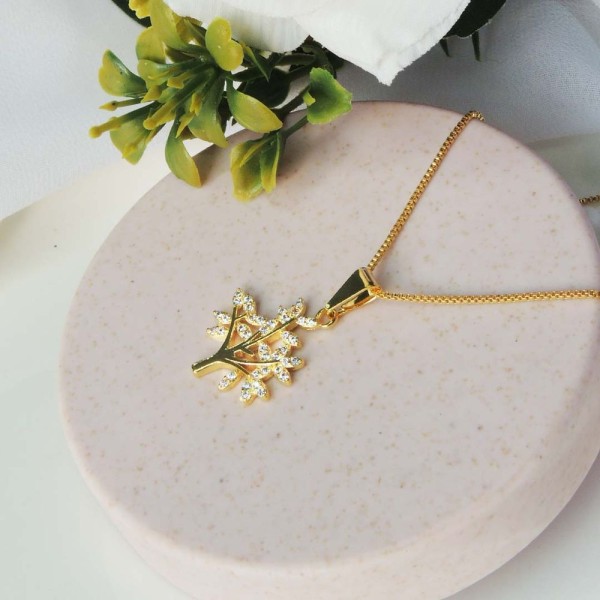 Encontraproduto.com.br - Colar Pingente árvore Da Vida Com Zircônias Brancas Folheado A Ouro 18k