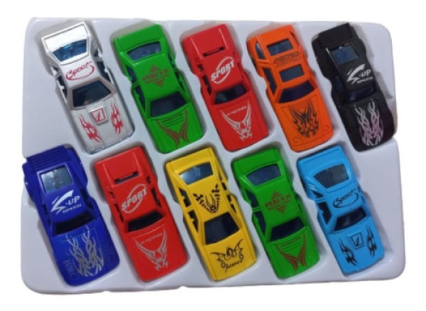 Conjunto com 10 carrinhos de corrida Roda livre