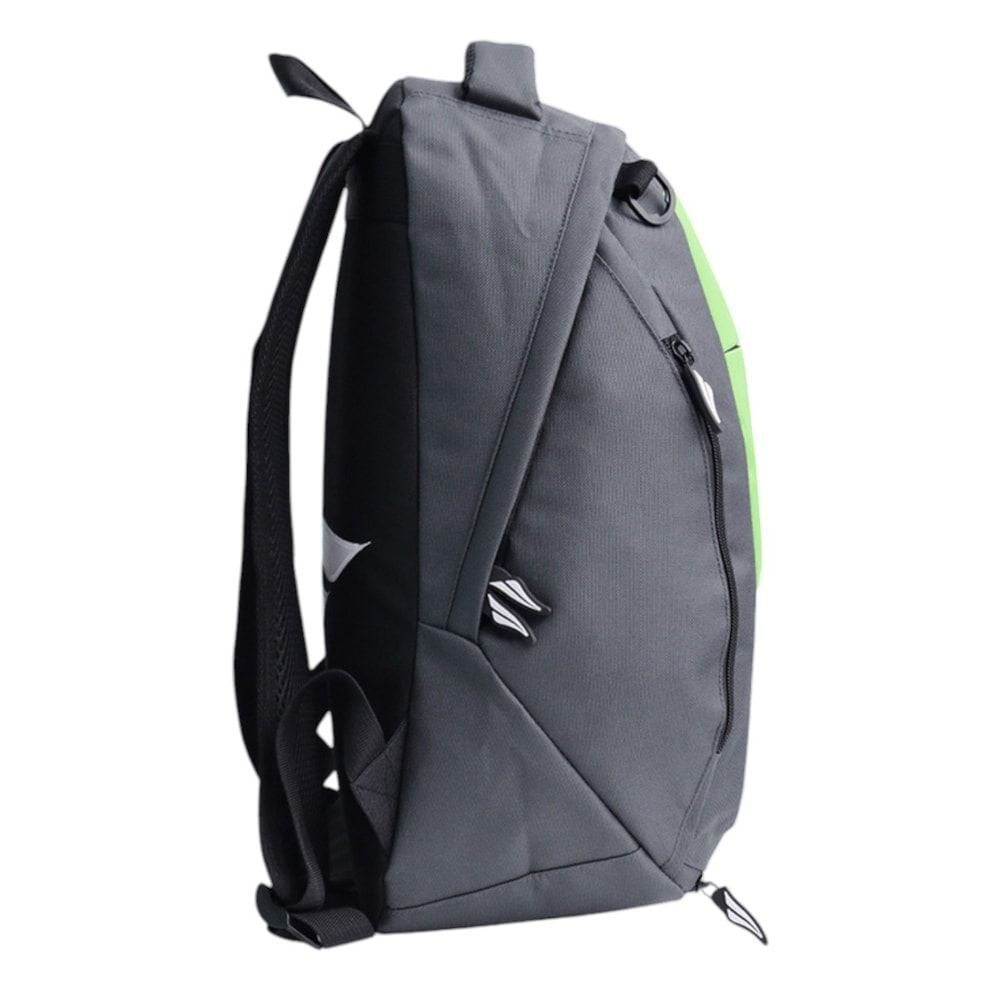 Encontraproduto.com.br - Mochila Penalty Com Porta Bola