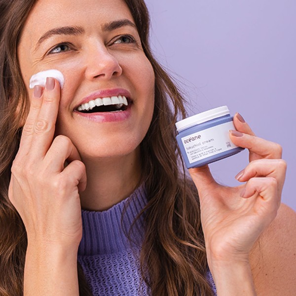 Encontraproduto.com.br - Hidratante Facial Com Fito-retinol E Esqualano - Bakuchiol Momento de aplicação Dia/Noite Tipo de pele Todo tipo de pele