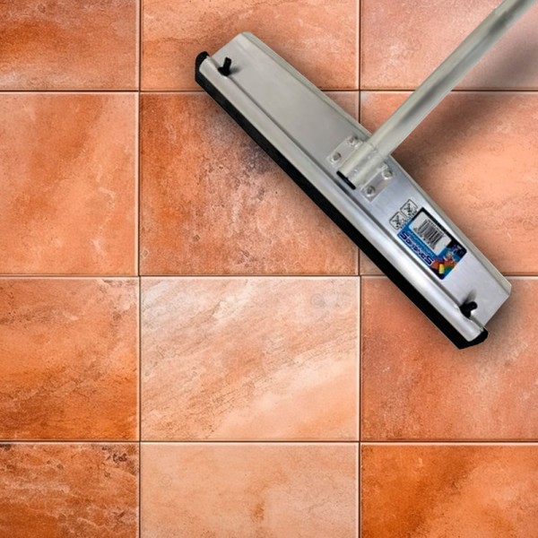 Encontraproduto.com.br - Rodo de Alumínio Sanches EVA 50CM com Cabo Fixo 1,30M