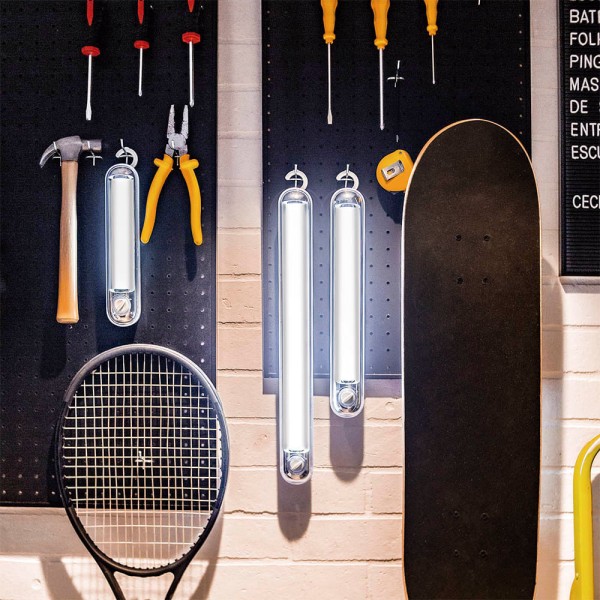 Encontraproduto.com.br - A Luminária Bastão Recarregável M 415 Lumens