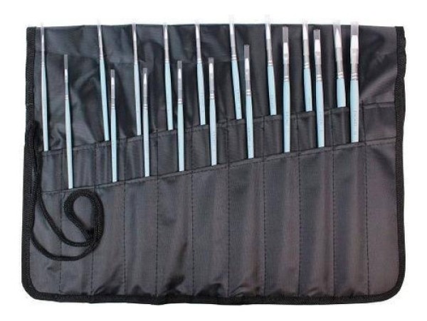 Pincéis Artísticos Sintético Kit com 18 Unidades + Porta Pincel Ref.SFB0144 Cromacolor