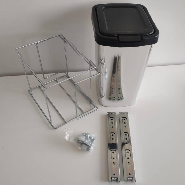 Encontraproduto.com.br - Lixeira Para Cozinha Suprema Corrediça Deslizante Lateral 9 Litros Cromado Dimec