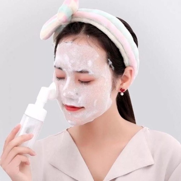 Encontraproduto.com.br - Frasco Pump Espumador Com Escova De Silicone Para Limpeza Facial Skin Care 150ml