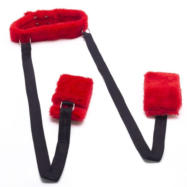 Encontraproduto.com.br - Coleira Com Amarras Para Pernas Em Pelúcia Sexy Fantasy