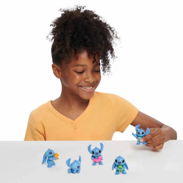 Encontraproduto.com.br - Stitch Conjunto 5 Mini Bonecos de 4cm Colecionáveis - Disney