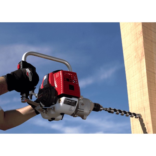 Encontraproduto.com.br - Furadeira de Mourão Branco BFM 26 a gasolina 25,4cc 1 HP