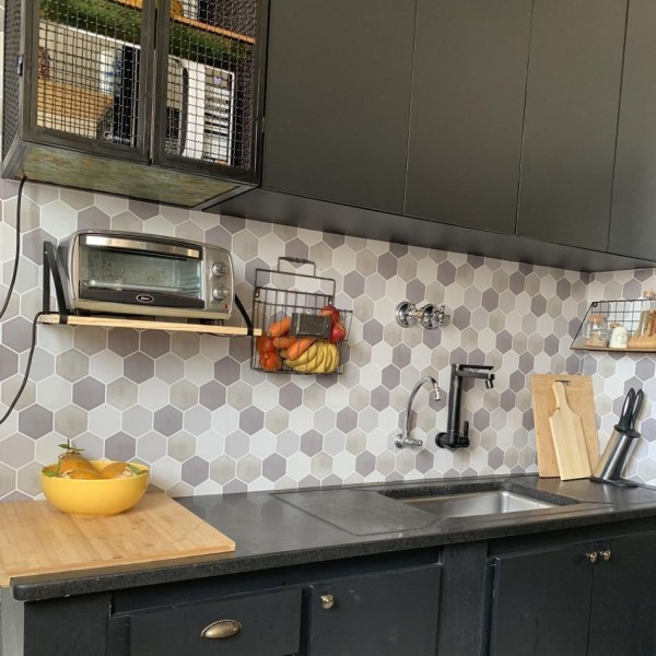 Adesivo de Azulejo Lavável Grudado Cimento Hexagonal Com 2 Folhas 45x60cm