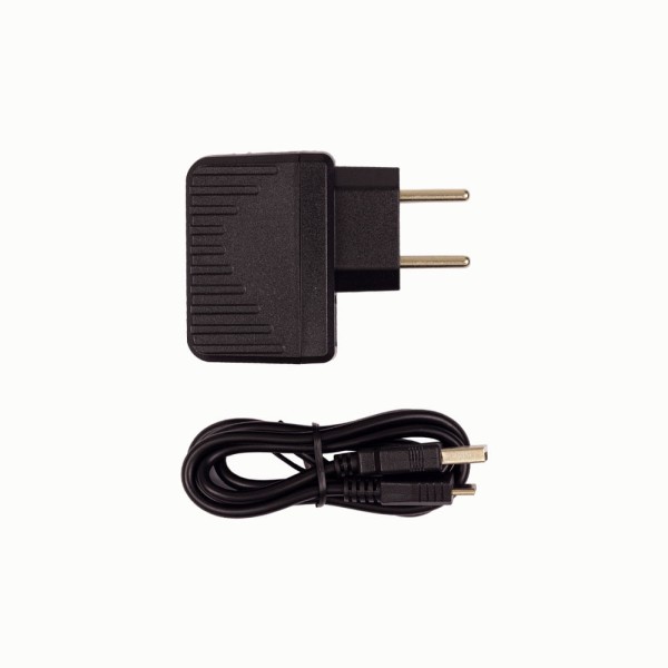 Encontraproduto.com.br - Carregador P/  Tablet MLX8 5V 2A (PC902) - PR953