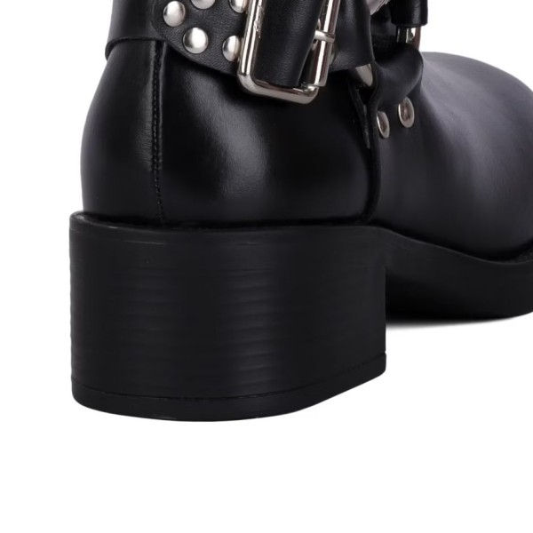 Encontraproduto.com.br - Bota Cano Médio Aro e Fivelas Luiza Barcelos