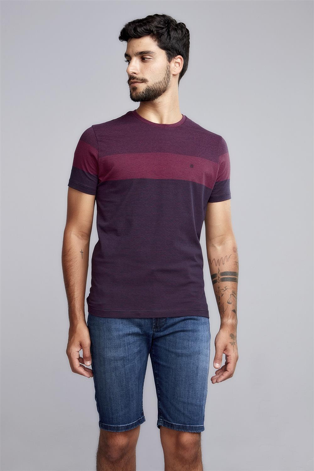 Camiseta Manga Curta Malha Slim Fit - Azul Marinho / Vinho