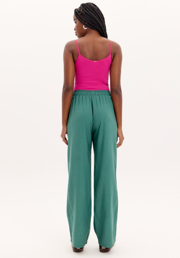 Encontraproduto.com.br - Calça Reta com Bordado
