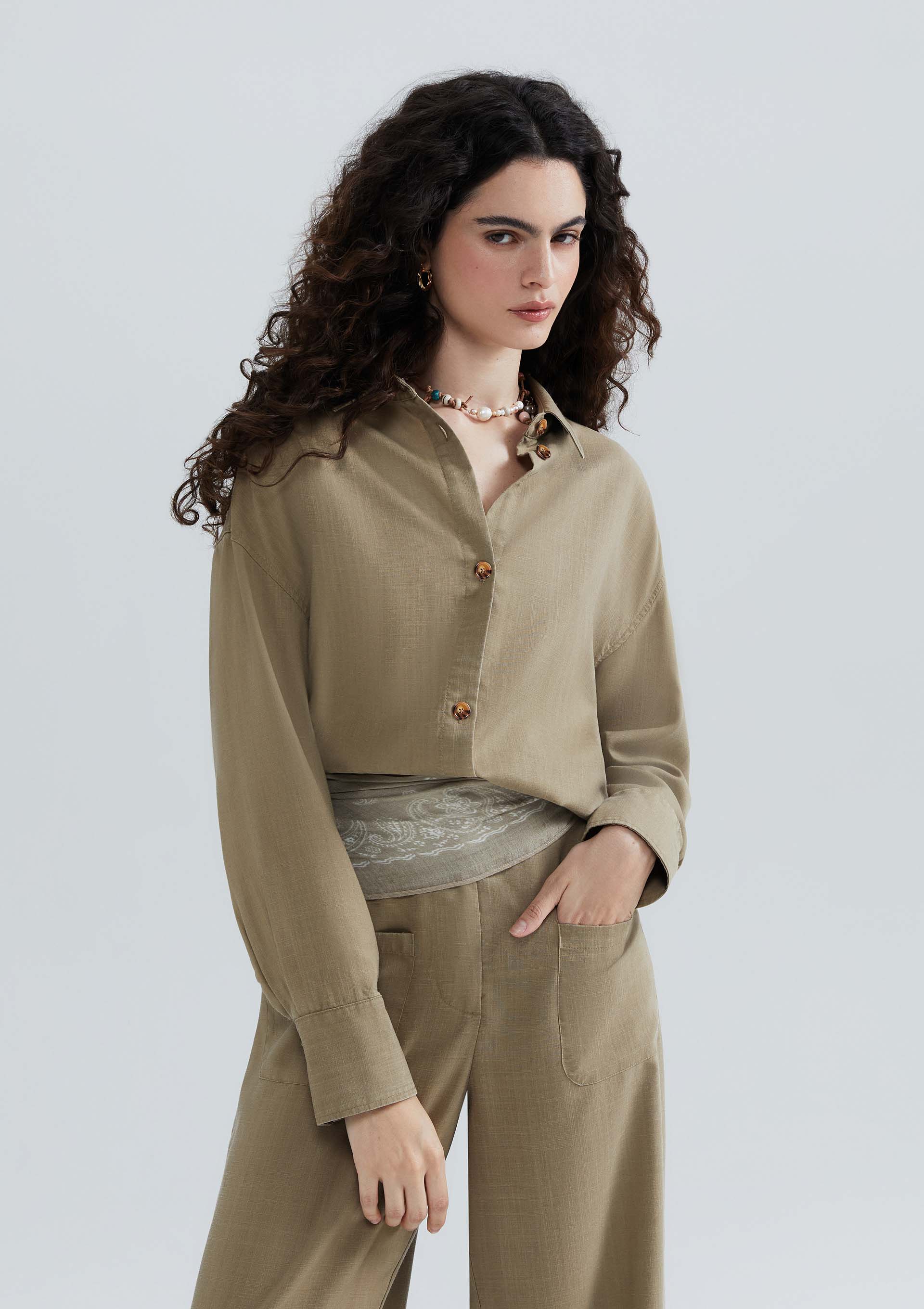 Camisa Feminina Manga Longa Eco - Caqui