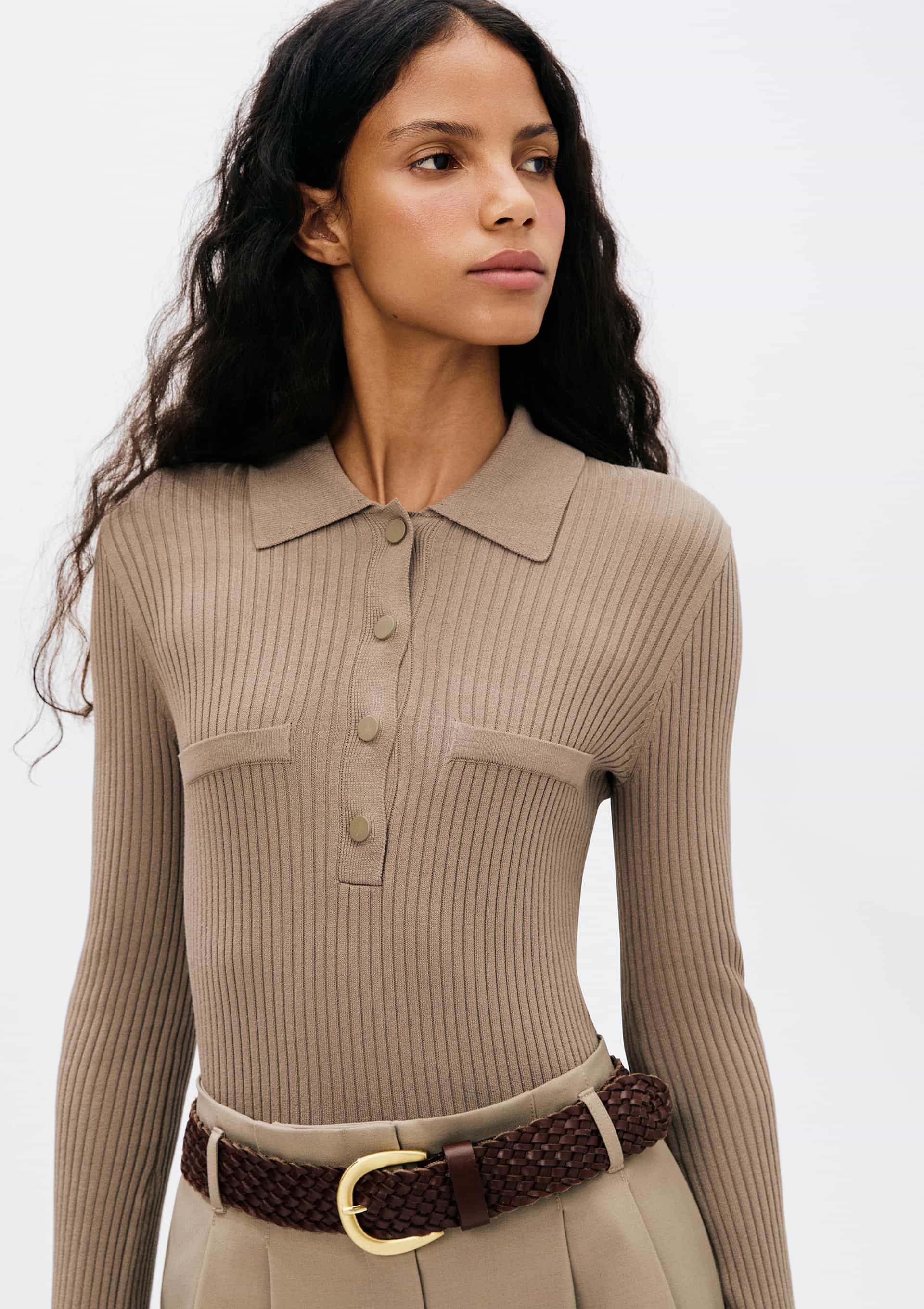 Encontraproduto.com.br - Blusa Polo Feminina Manga Longa Em Ribana - Bege
