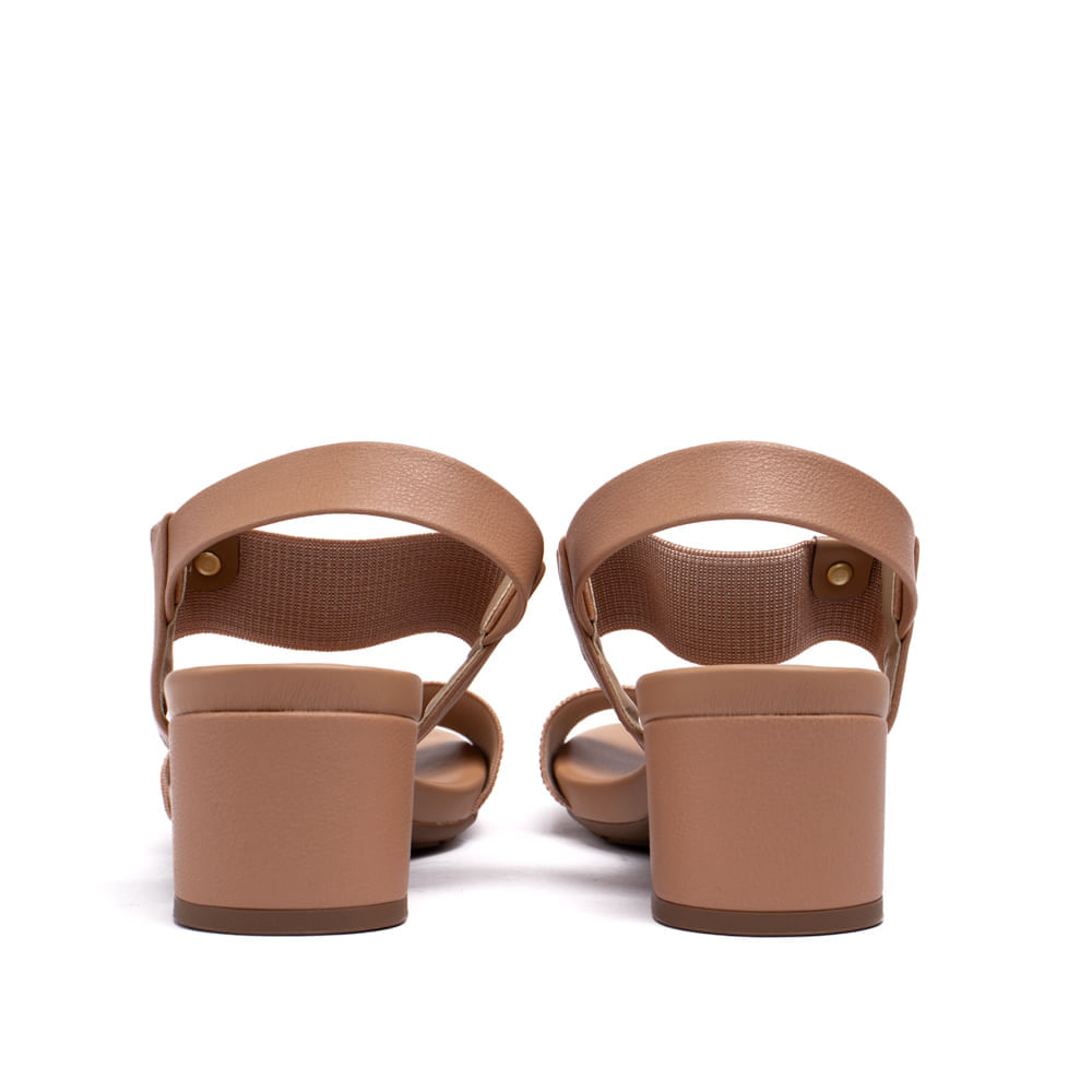 Encontraproduto.com.br - Sandália Feminina Modare Ultraconforto Salto Grosso - 7187100